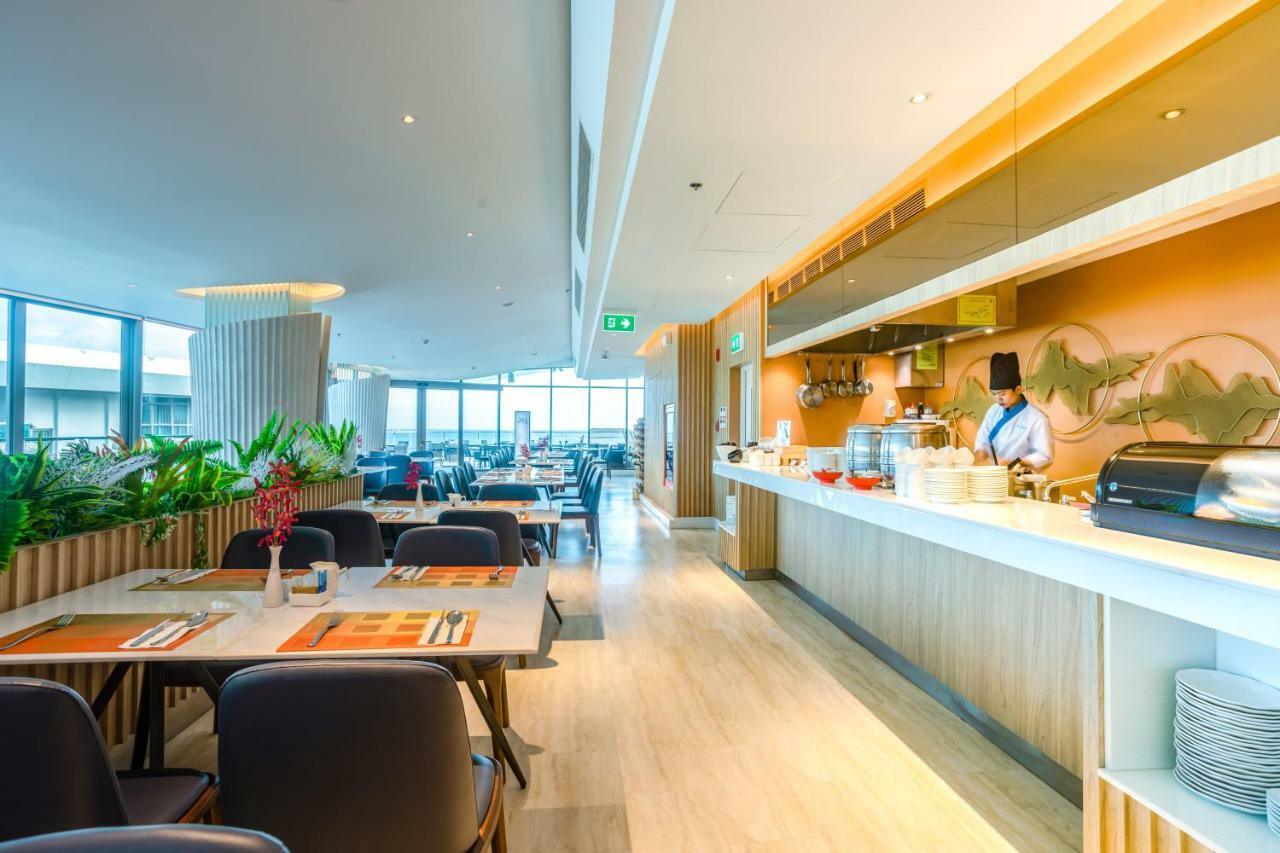 Centara Sonrisa Residences & Suites Sriracha Si Racha Bagian luar foto