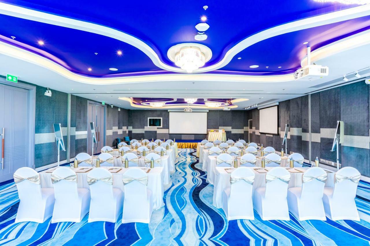 Centara Sonrisa Residences & Suites Sriracha Si Racha Bagian luar foto