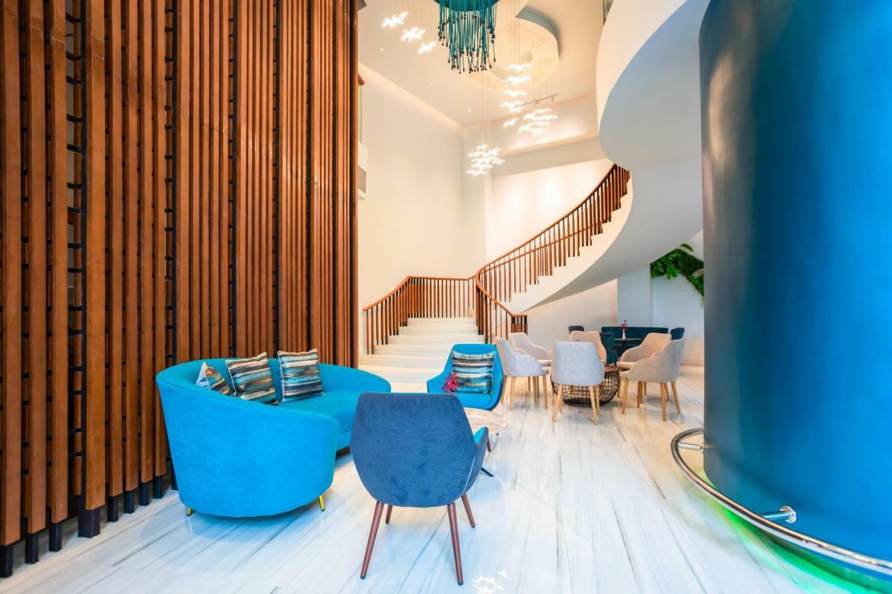 Centara Sonrisa Residences & Suites Sriracha Si Racha Bagian luar foto