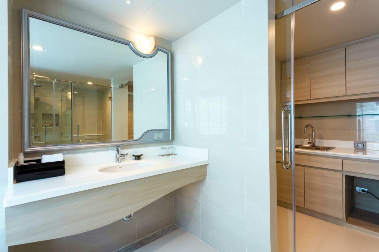Centara Sonrisa Residences & Suites Sriracha Si Racha Bagian luar foto